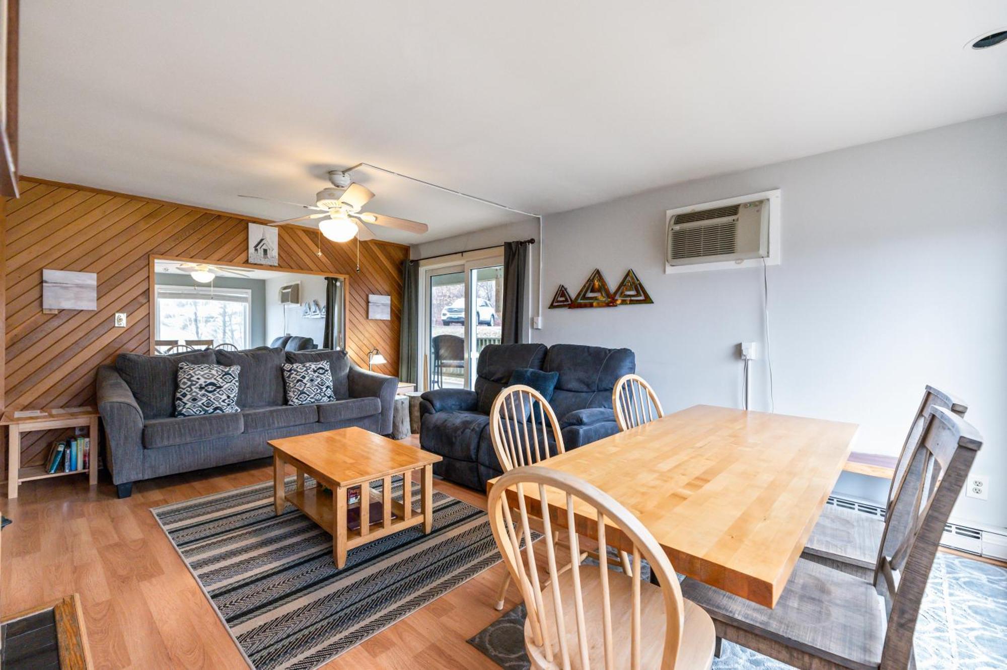 Mountainside At Stowe Apartment Room photo